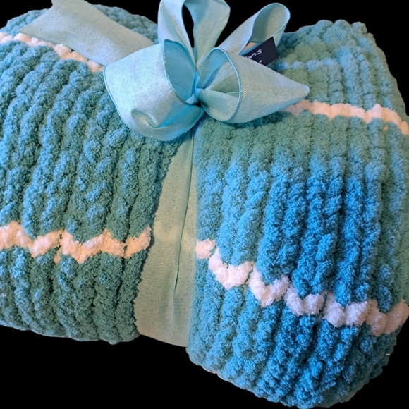 Handmade Chunky Blanket